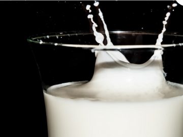 Los tópicos sobre la leche más polémicos que has escuchado