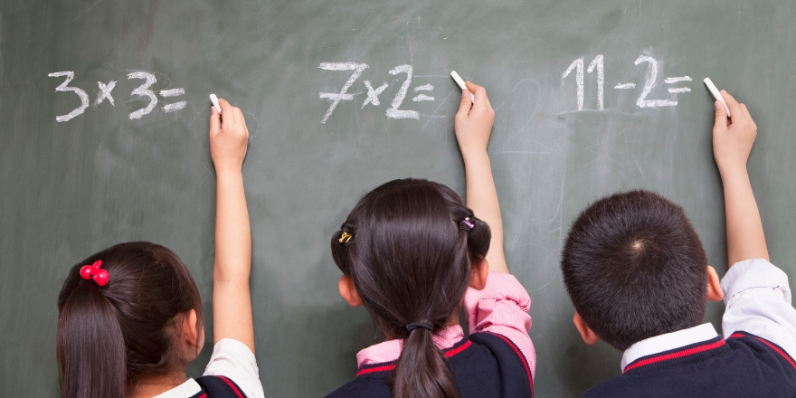 AUCAL Bussines School Blog educacion Obsesión por las notas: origen de frustraciones e impedimento para el verdadero aprendizaje